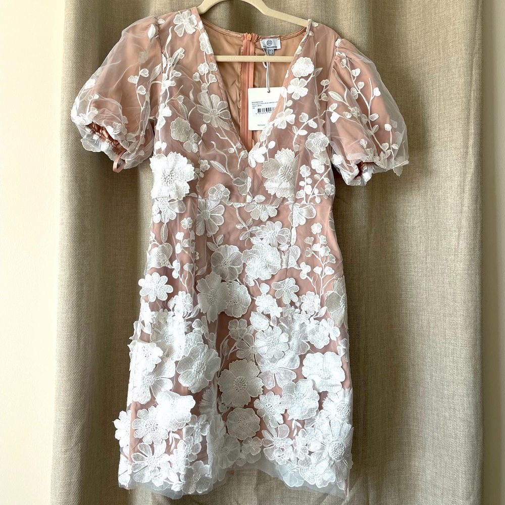 Floral white mini dress - NEW with tags!